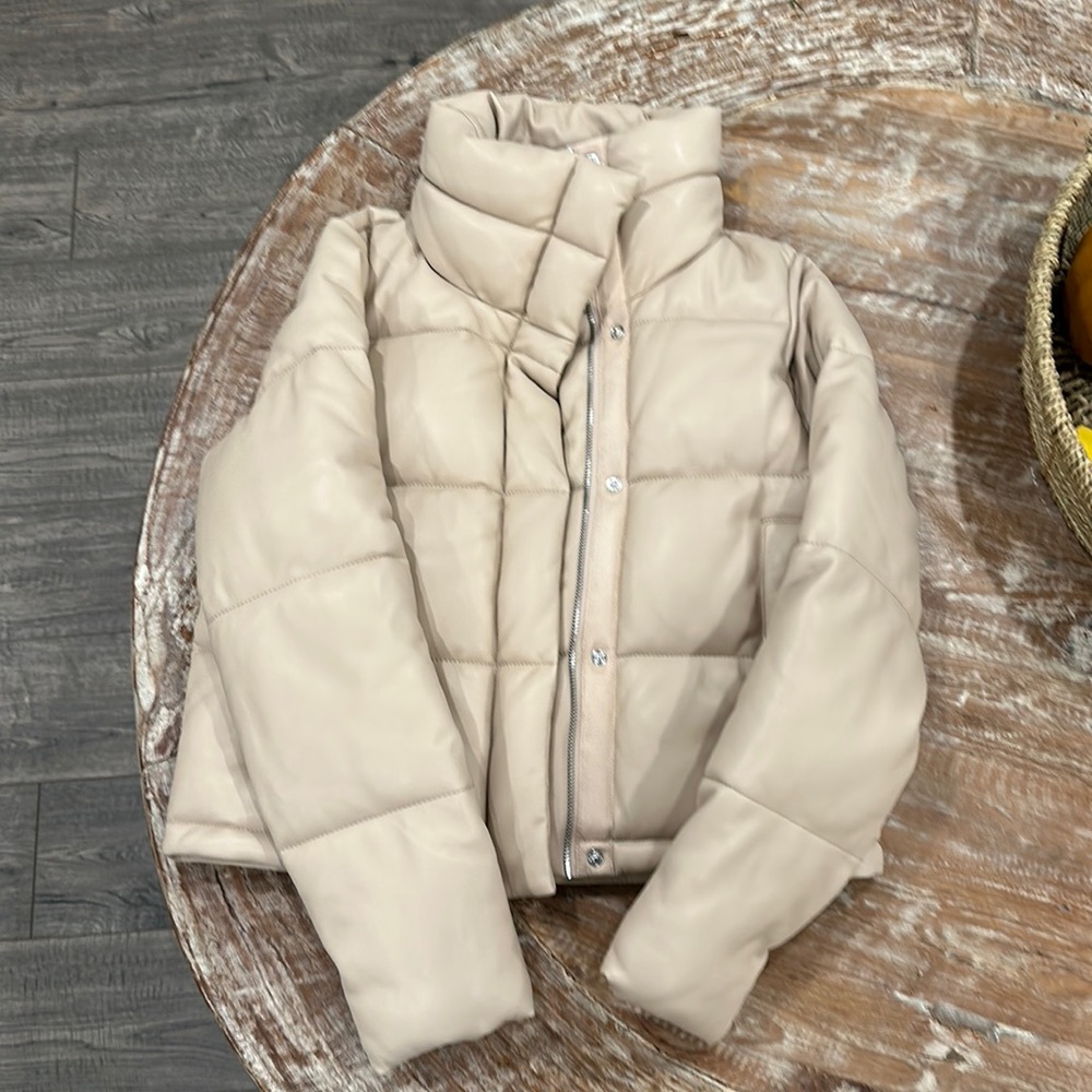 Abercrombie & Fitch mini leather puffer